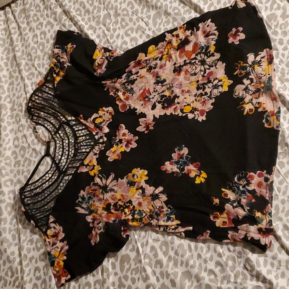 Maurices top